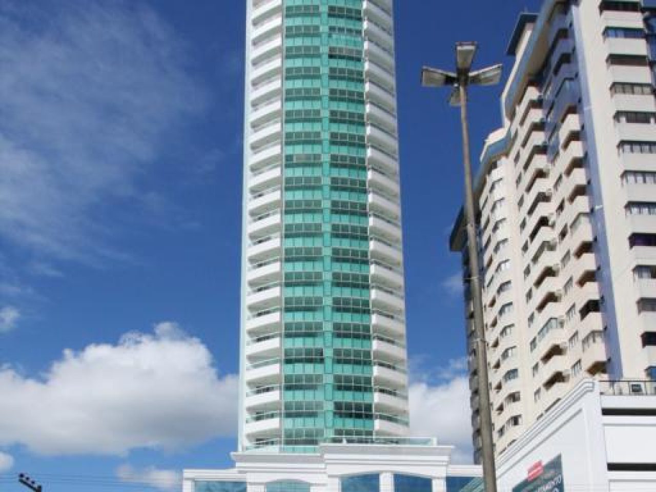 Edifício Diamond Hill (2)